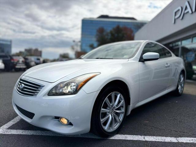 2011 infiniti g37x base