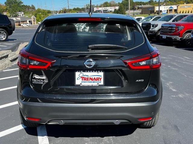 2021 nissan rogue sport s