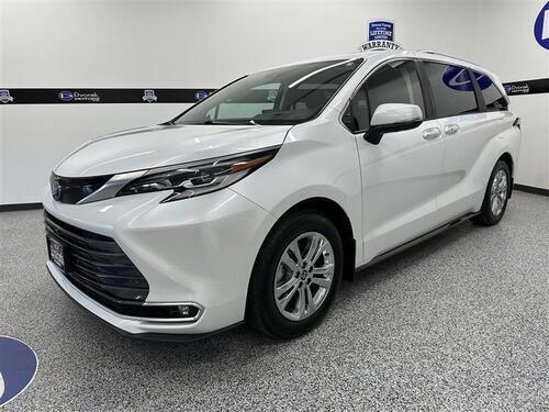 2023 toyota sienna platinum 7-passenger