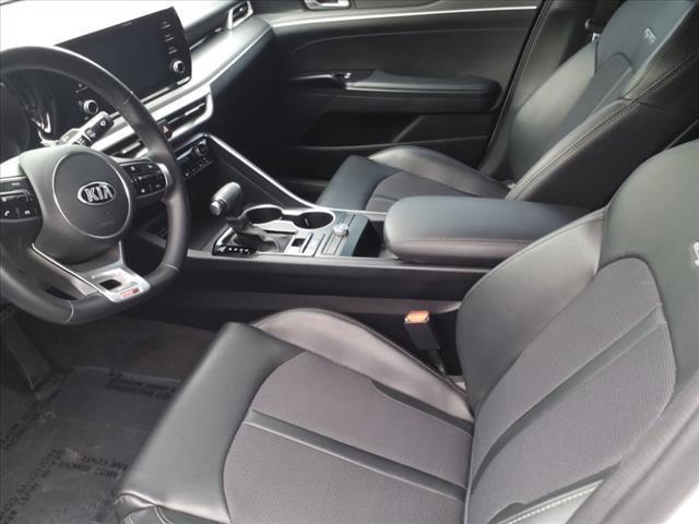 2021 kia k5 gt-line