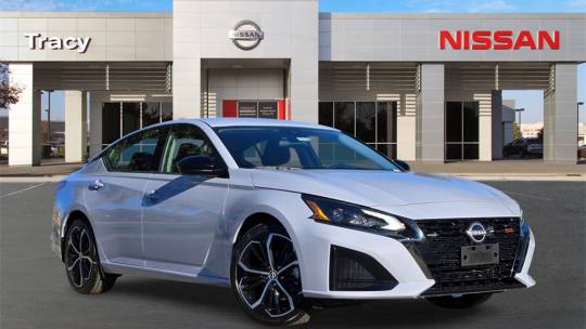 2025 Nissan Altima