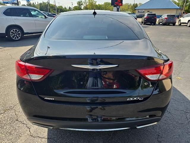 2015 chrysler 200 c
