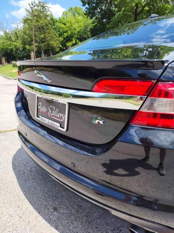 2010 jaguar xf r