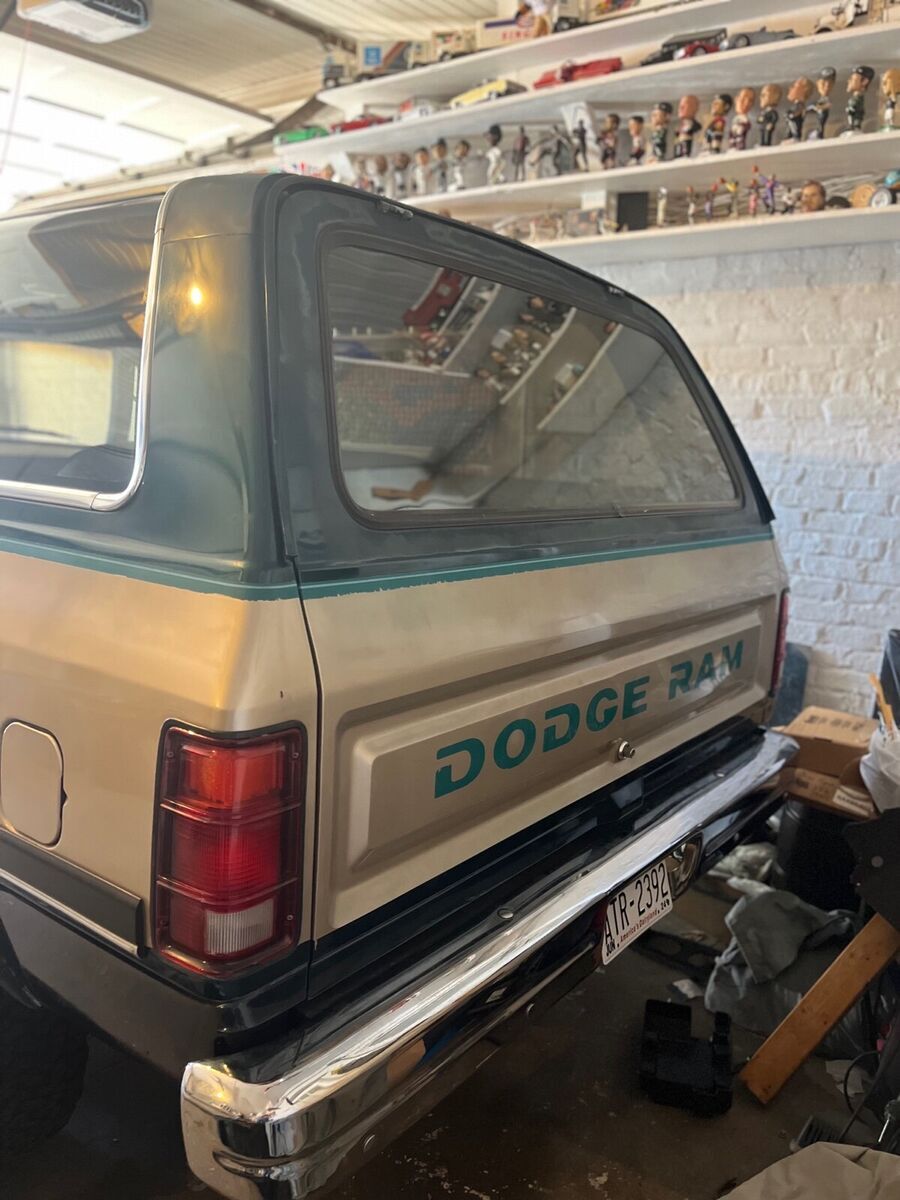 1993 dodge ramcharger suv green 4wd automatic aw-150