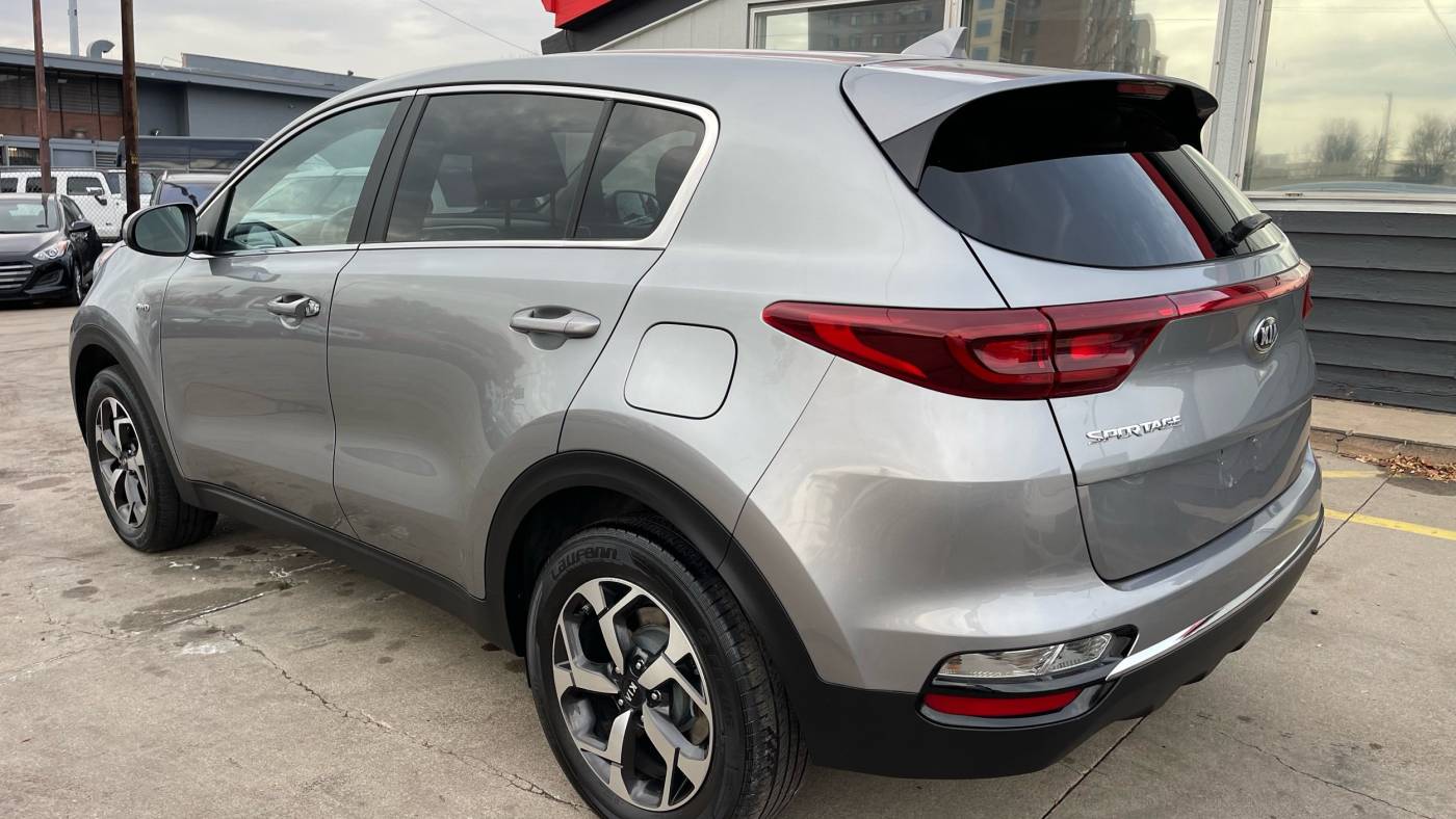 2022 kia sportage lx