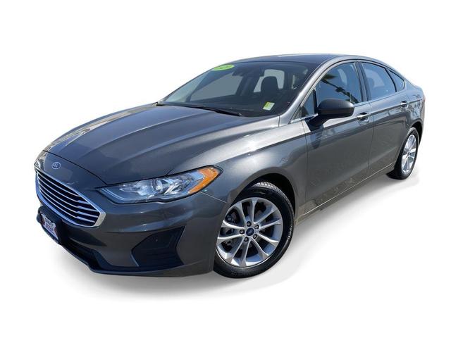 2020 ford fusion se