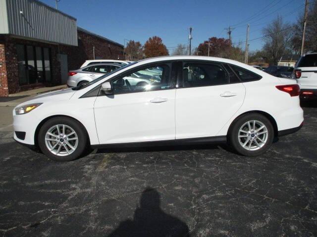 2017 ford focus se