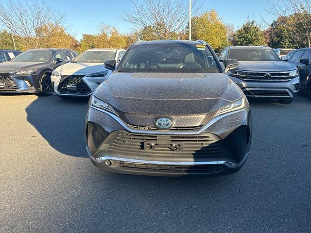 2021 toyota venza xle
