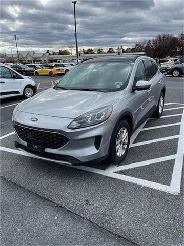 2021 ford escape se