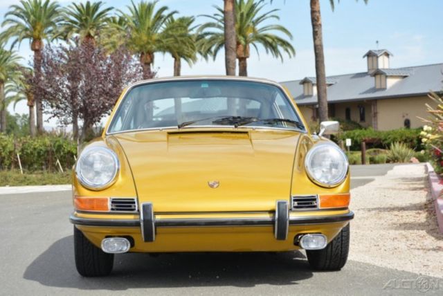 solid garaged 911e sunroof coupe factory sport seats #match rare color combo