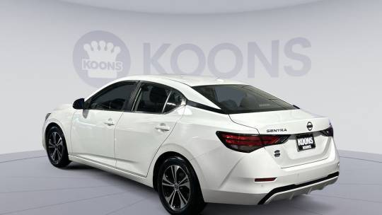 2021 Nissan se