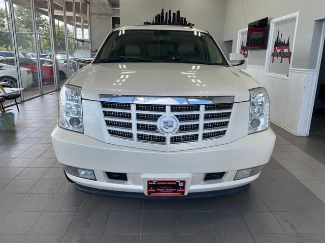 2011 cadillac escalade luxury