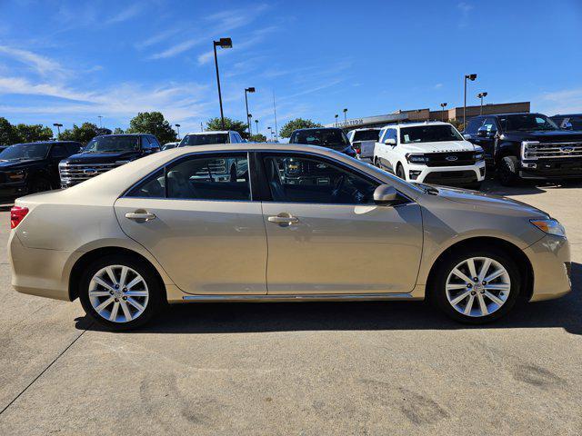2012 toyota camry xle