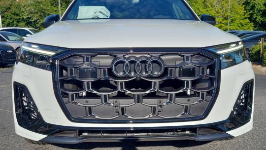 2025 Audi SQ7