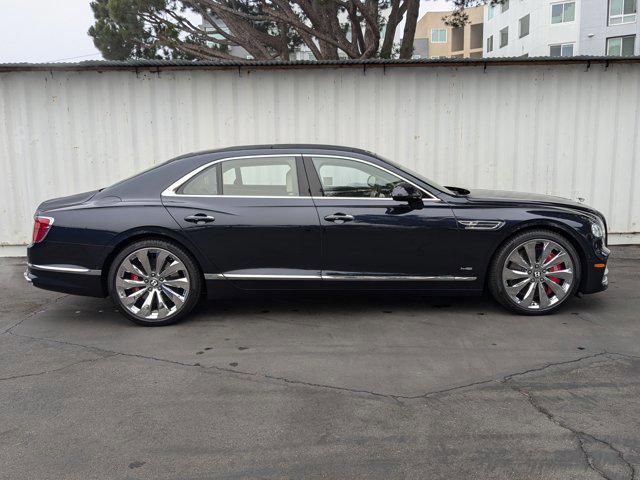 2022 bentley flying spur w12