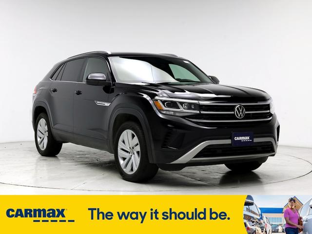2022 volkswagen atlas cross sport se w/tech