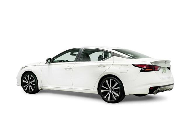 2020 nissan altima sr fwd