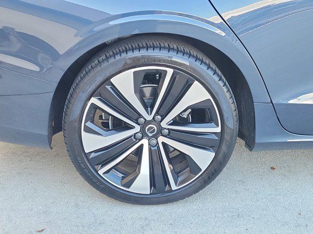 2022 volvo s60 t5 momentum
