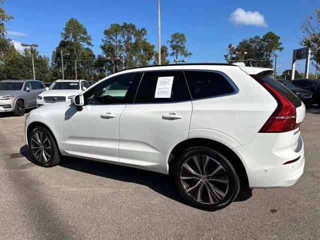 2022 volvo xc60 b5 momentum