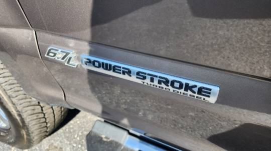 2022 ford f-350 super duty lariat