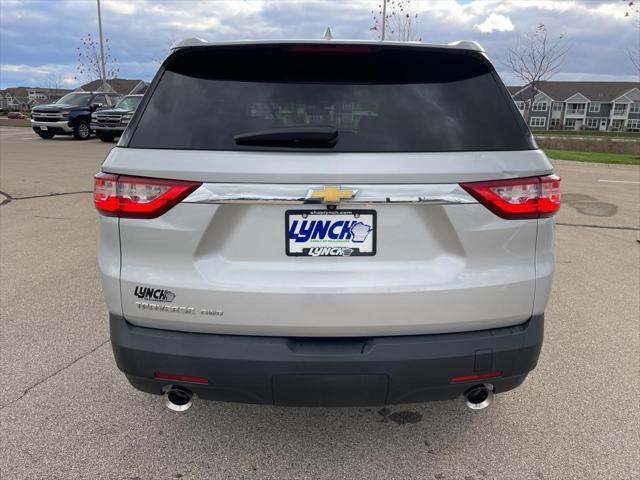 2021 chevrolet traverse ls