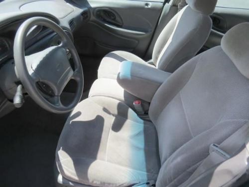1999 ford taurus se in utah