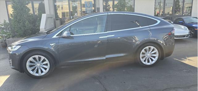 2016 tesla model x awd 4dr 90d
