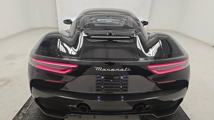 2022 maserati mc20 base