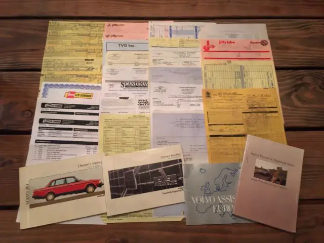 1991 volvo 240 wagon - manual transmission - 137,000 miles