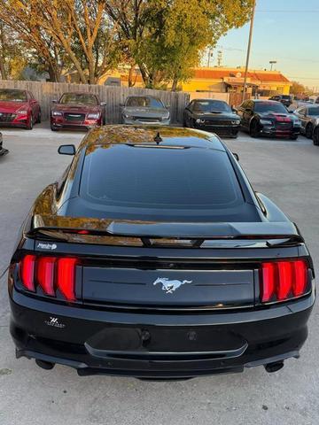 2022 ford mustang ecoboost