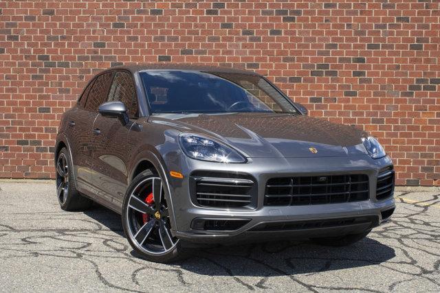 2021 porsche cayenne gts
