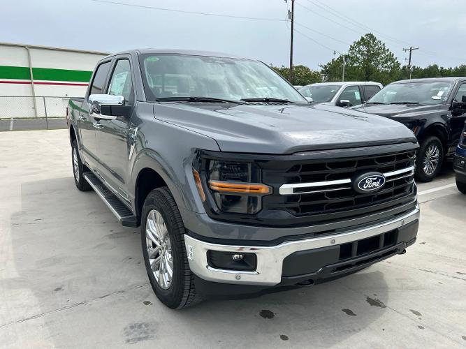 new 2024 ford f-150 xlt 4wd supercrew 5.5 box