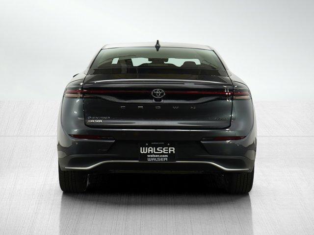 2024 toyota crown limited
