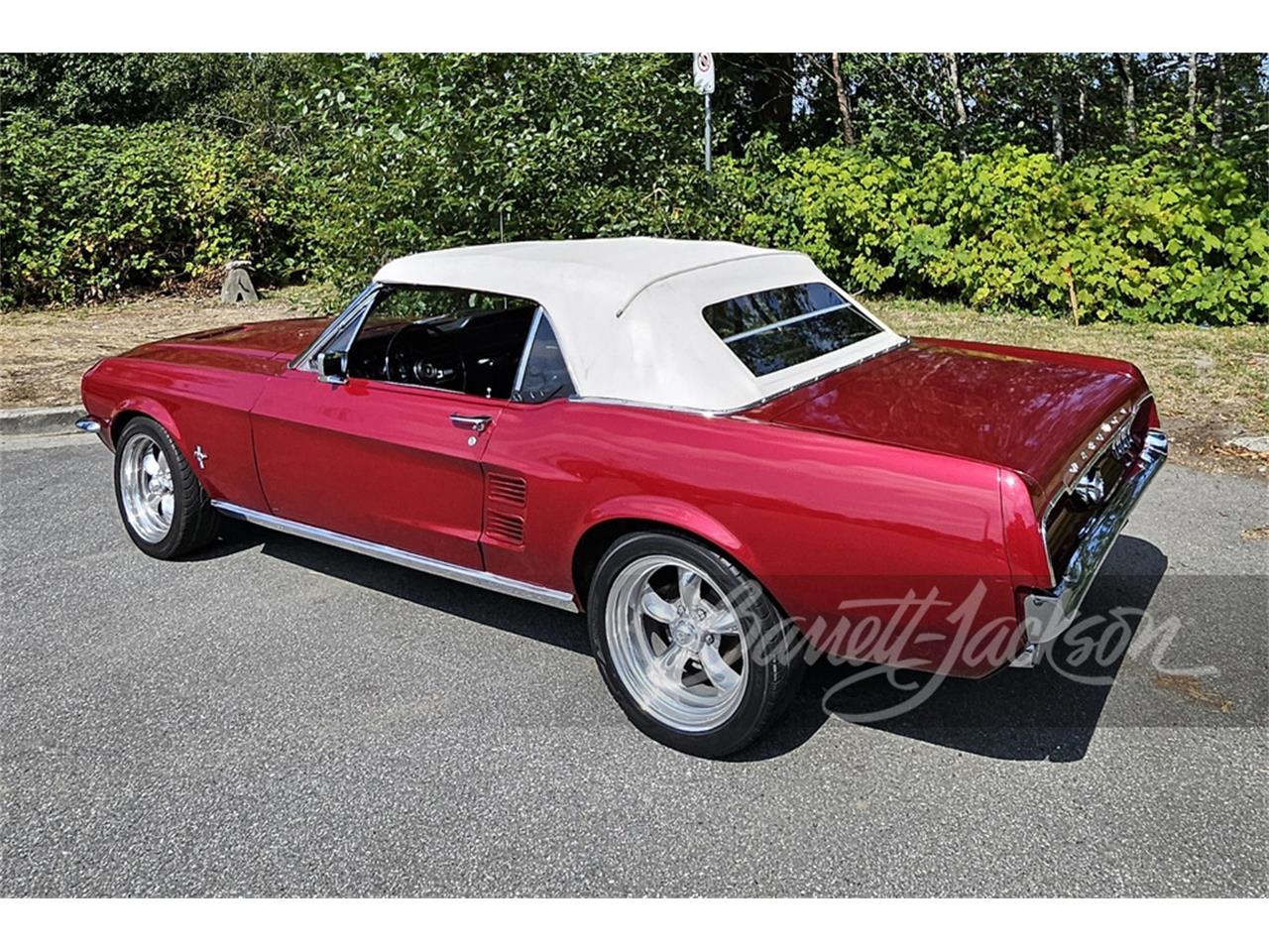 1967 ford mustang