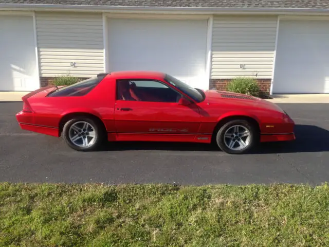 1986 chevrolet camaro iroc z-28 - 18k original miles - 1 owner - 5.0 carbureted