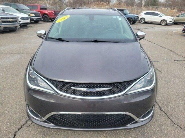 2019 chrysler pacifica limited in rochester, michigan