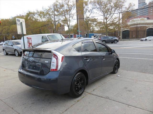 2014 toyota prius four