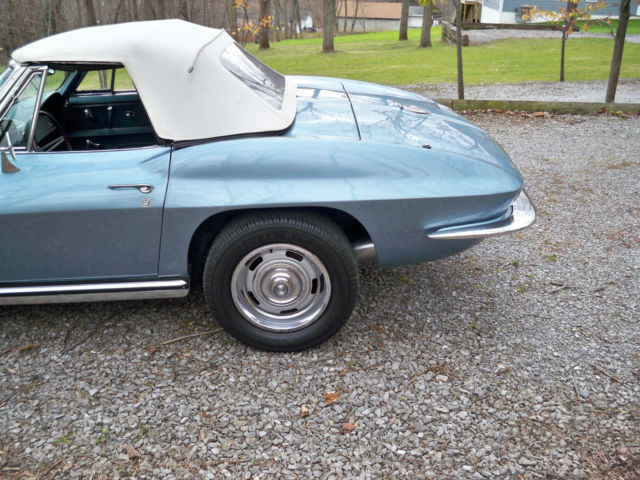 1967 chevrolet corvette convertiable 327 350 hp, elkhart blue, teal interior, 67