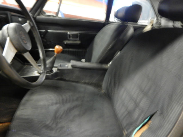 1974 mg gt t1250029