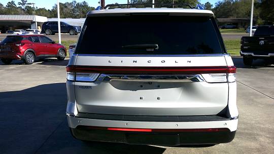 2022 Lincoln Navigator