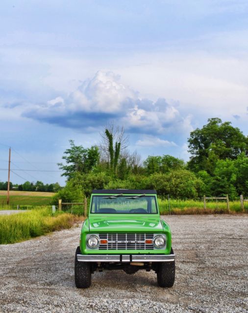 green ford bronco completely restored and rebuilt 302 engine & transmission 4wd