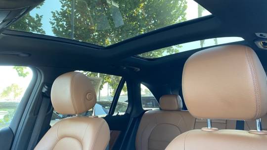 2021 Mercedes-Benz GLC