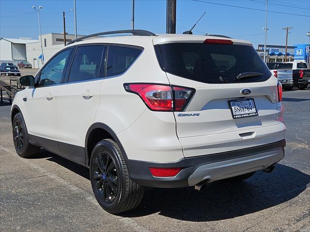2018 ford escape se