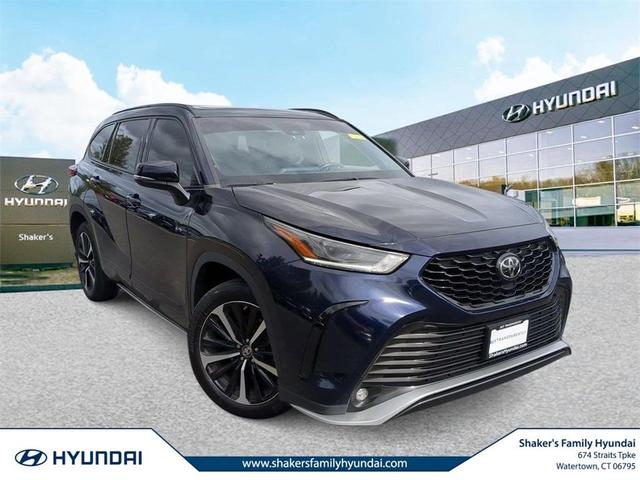 2021 toyota highlander xse