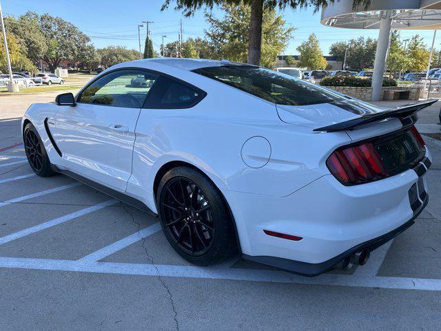 2019 ford shelby gt350 base