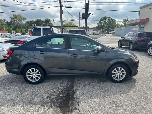 2017 chevrolet sonic lt