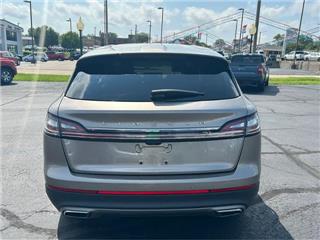 2021 Lincoln Nautilus standard