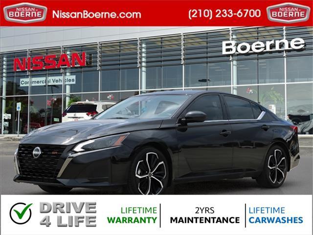 2023 nissan altima sr fwd