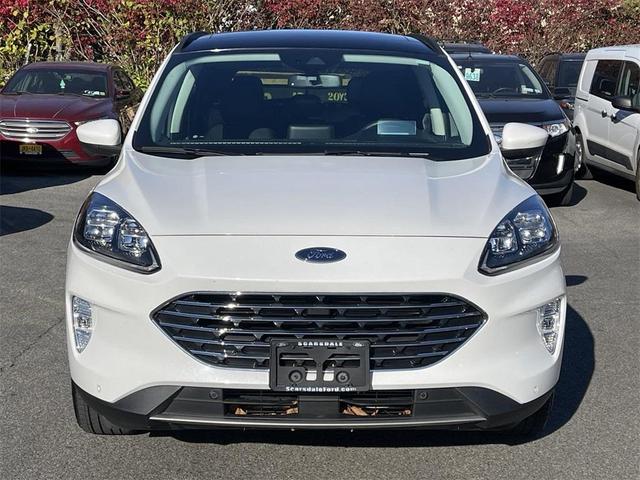 2022 ford escape titanium