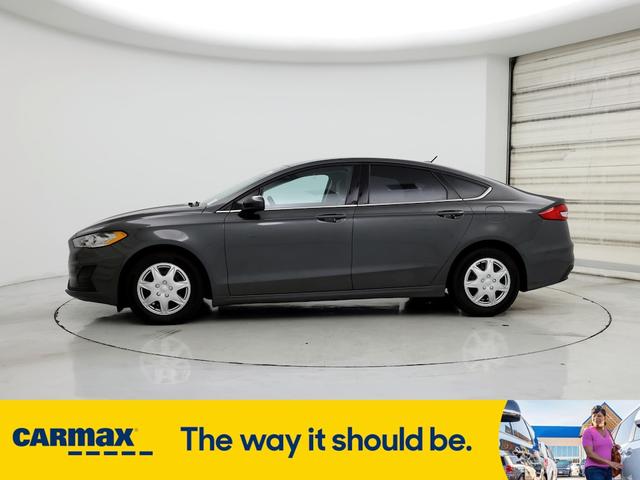 2019 ford fusion s